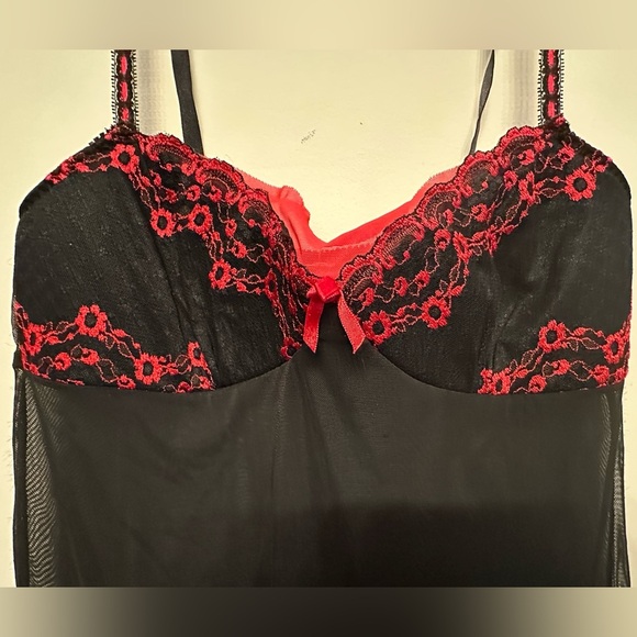 Vintage Y2K Black and Red Lace Chemise Medium - Picture 4 of 5